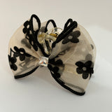 Bow claw clip (medium)