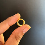 Basic clip on earrings (no piercing)