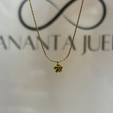 Mini rose necklace