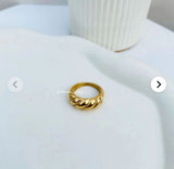 croissant ring