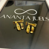 Bow studs