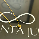 Mini rose necklace