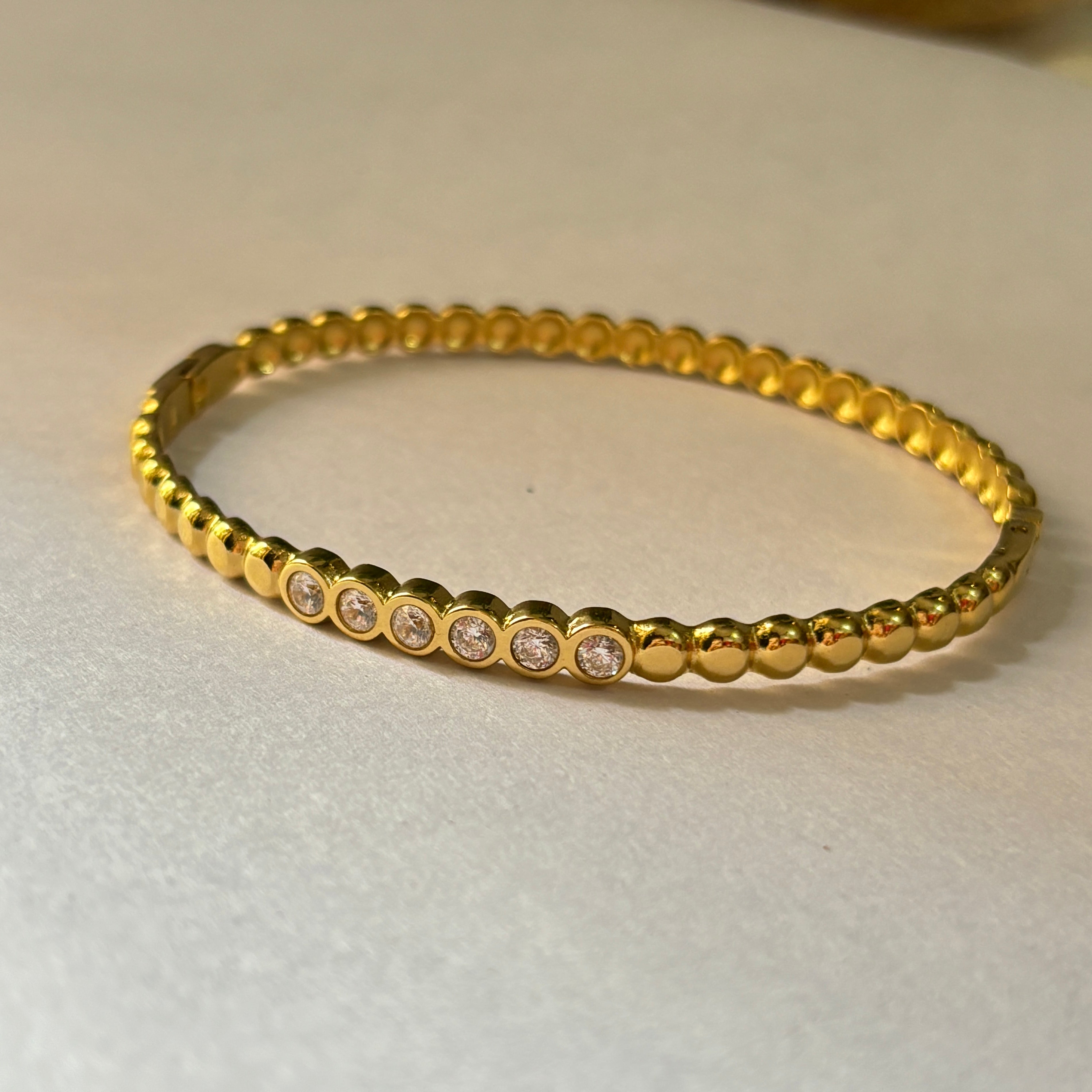 Anaya bubble bracelet