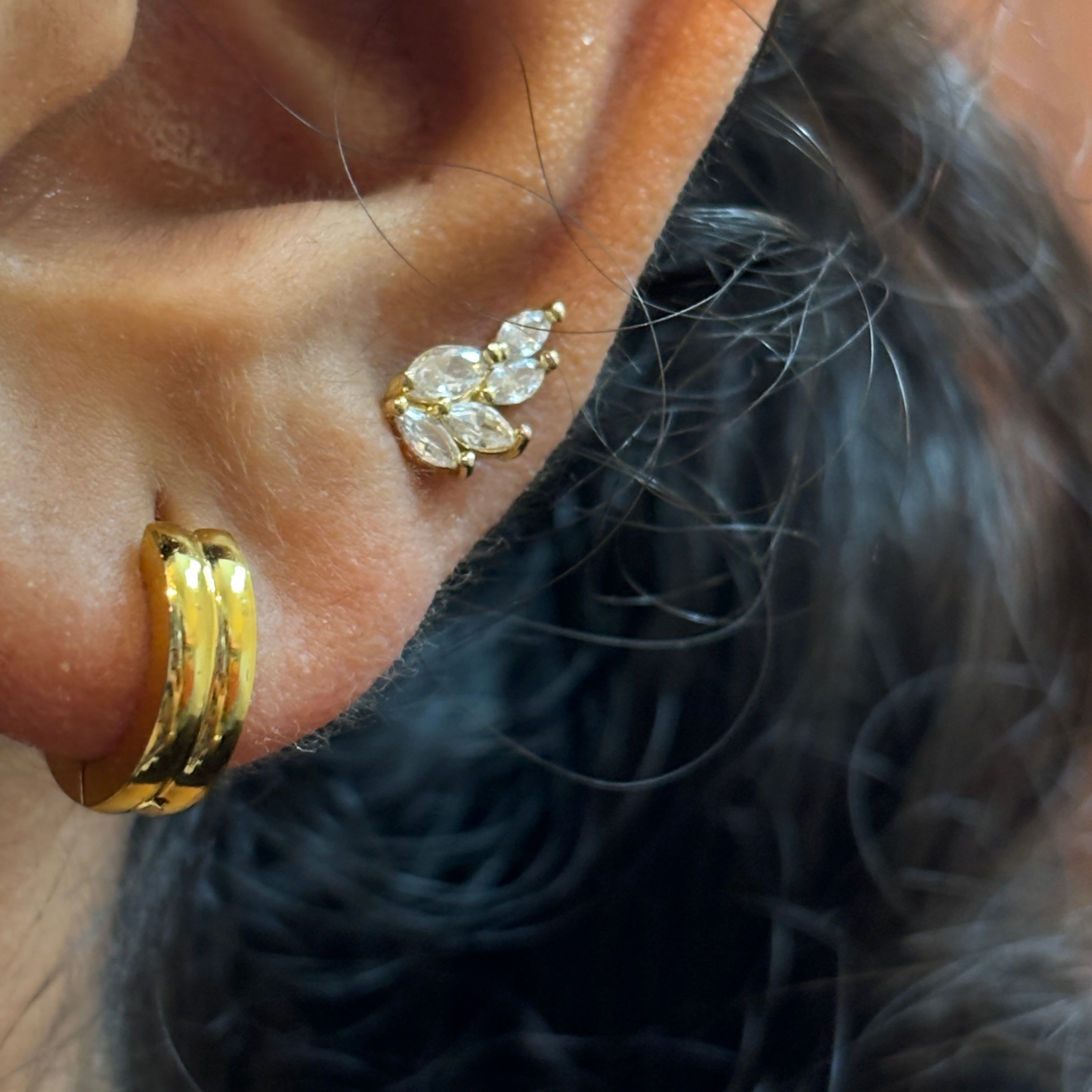 Aura plain hoops
