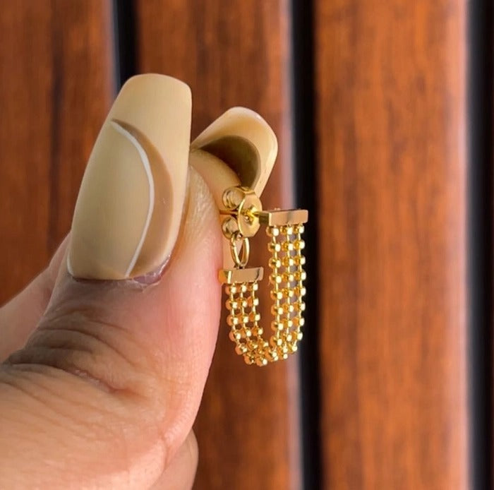 zoya earrings