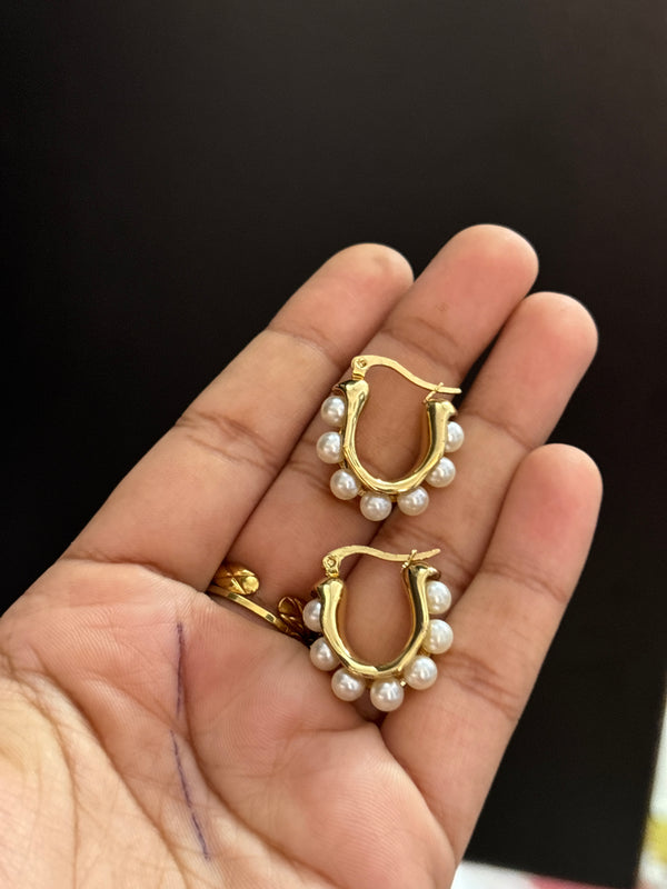 Spotlight pearl hoops