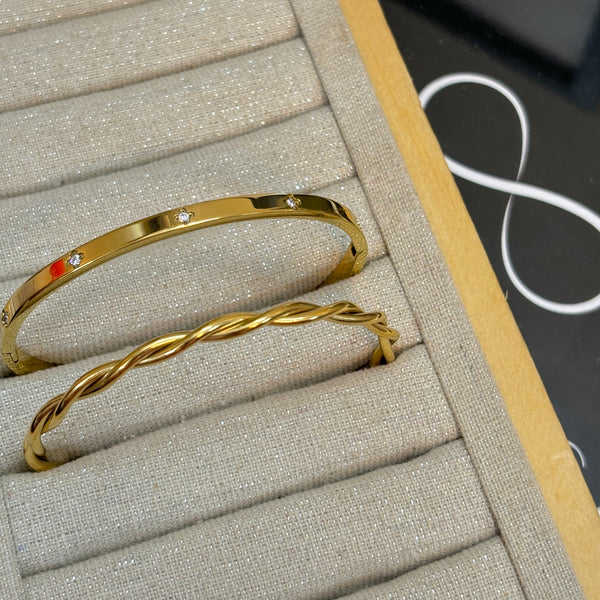 Aadya Bracelet stack