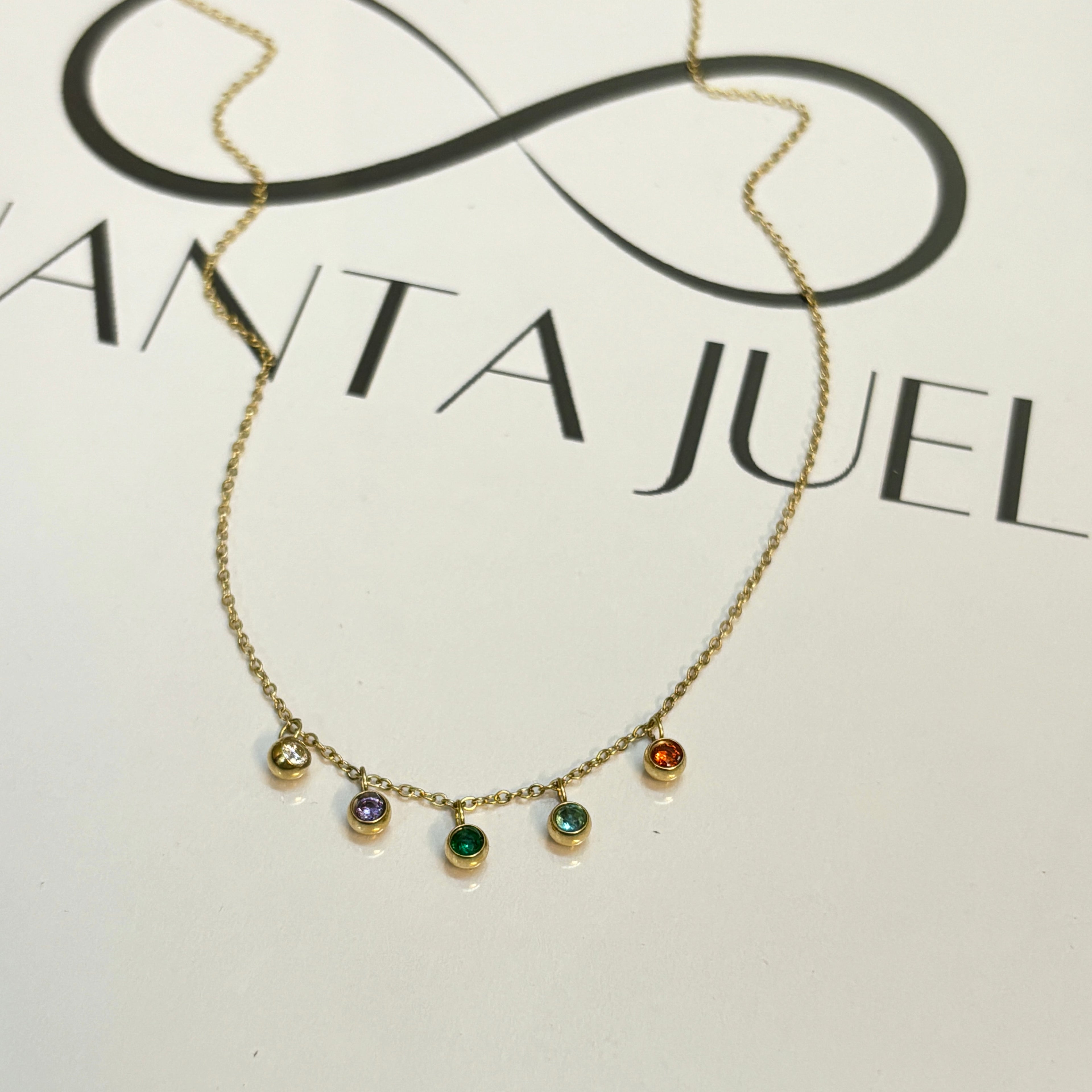 Mini ora necklace