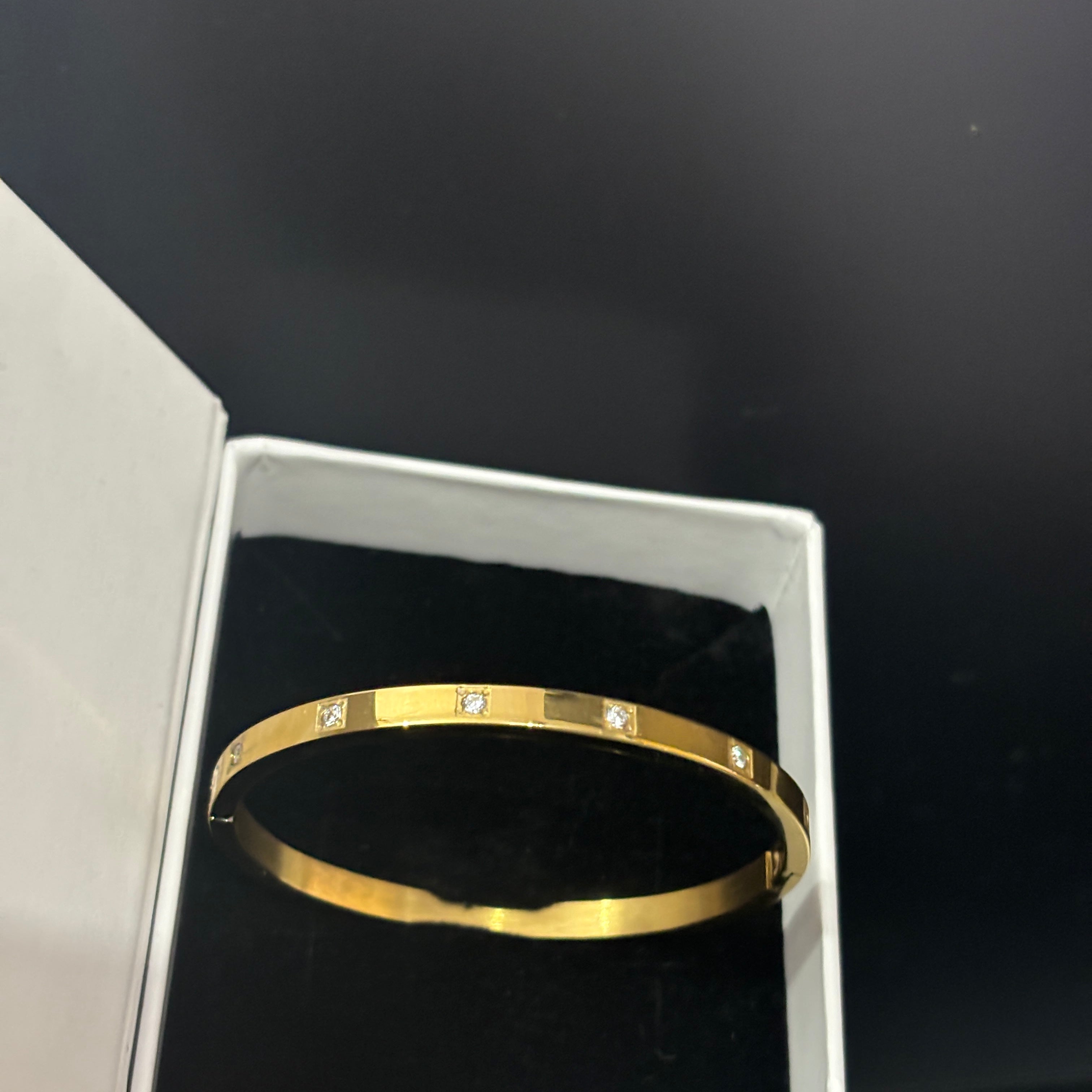 Bella bracelet (2.2 size)