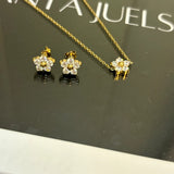 Classic floral studs