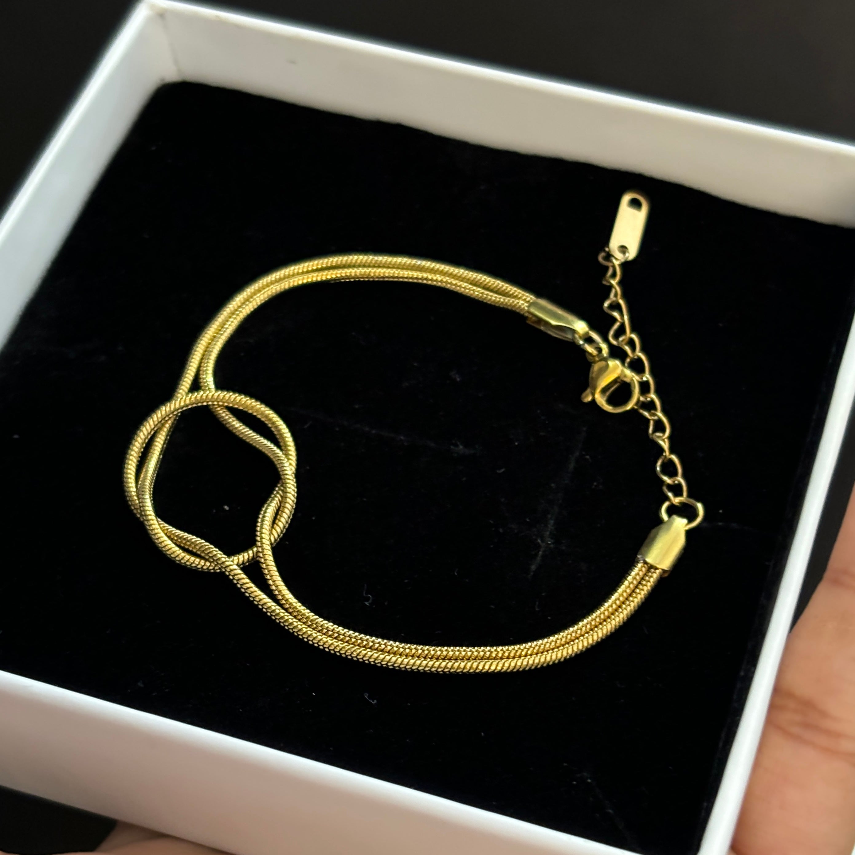 Unisex Knot chain bracelet