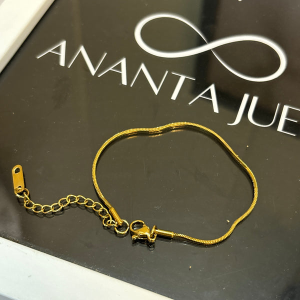 Minimal snake chain bracelet