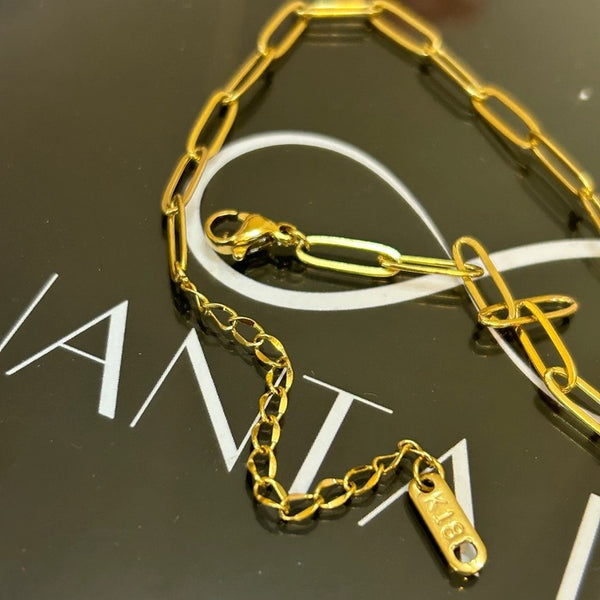 Kia neckband