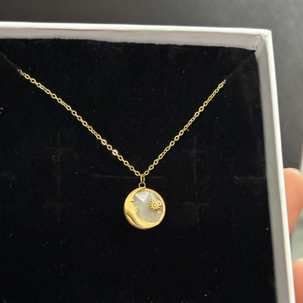 Moon light necklace