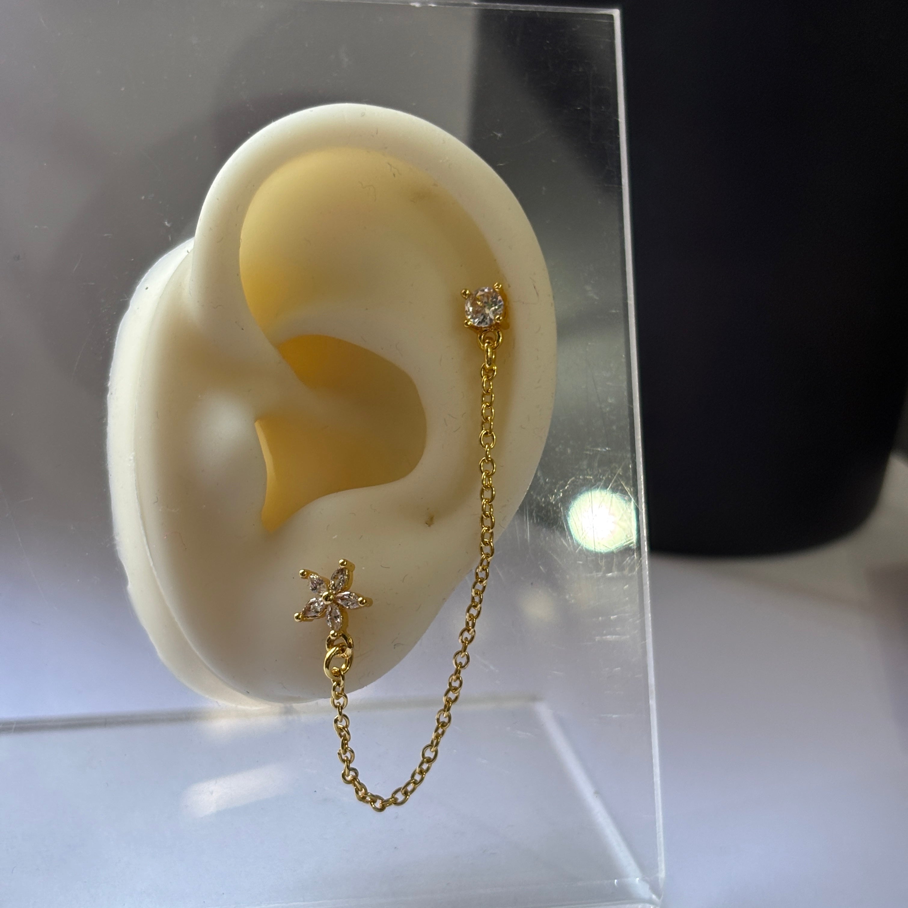 Daisy double piercing earrings (brass)