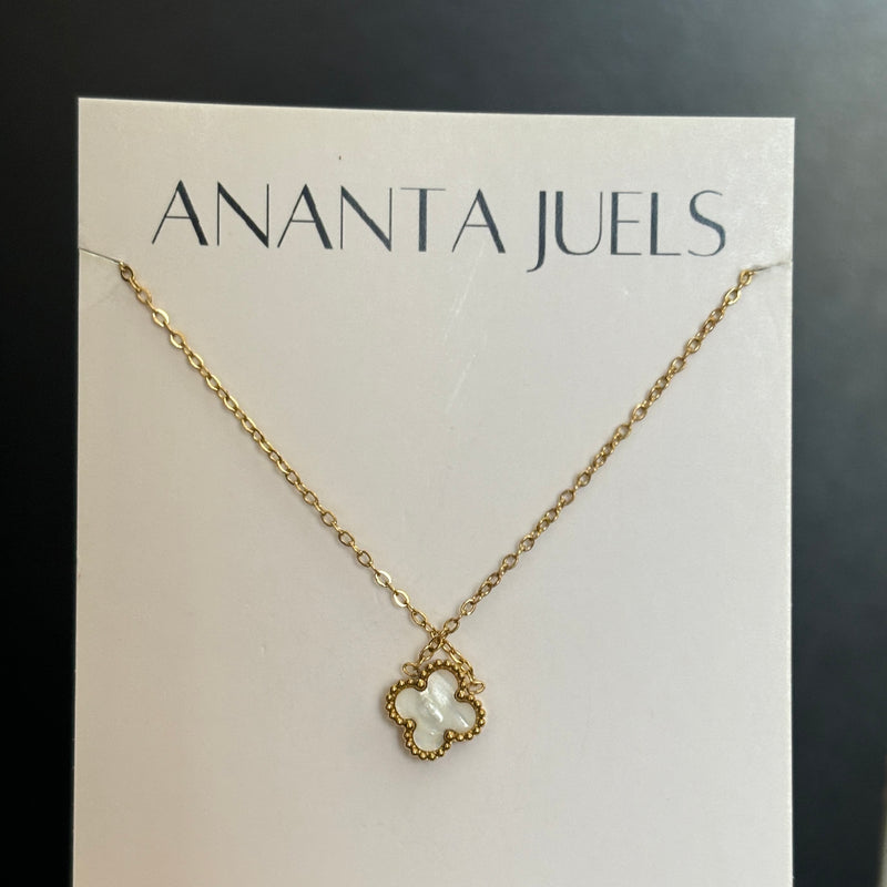 Reversible floral necklace