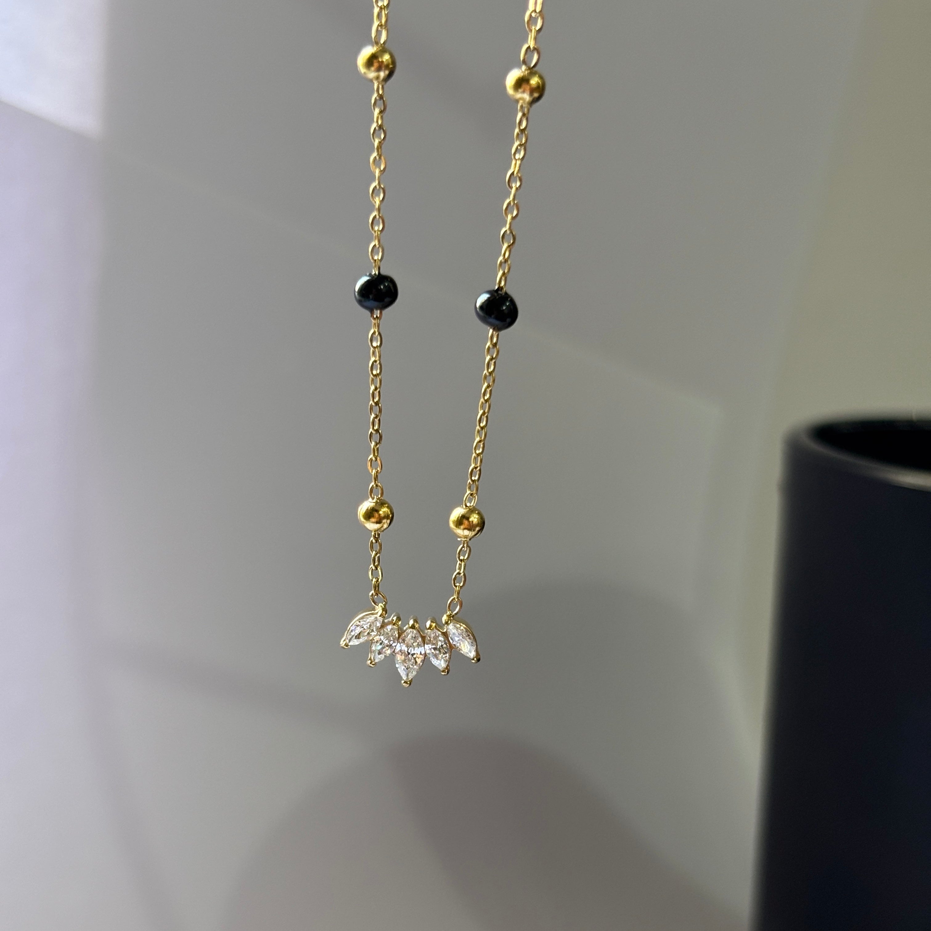 Crown mangalsutra