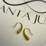 Drop earrings