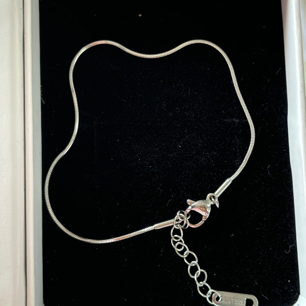 Minimal snake chain bracelet