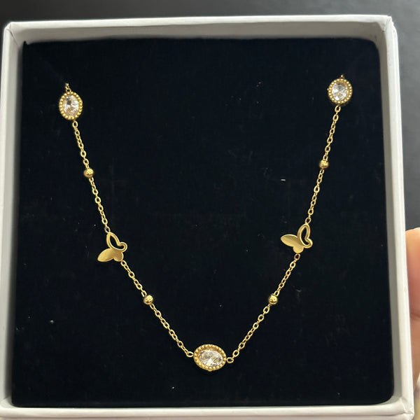Anvi necklace