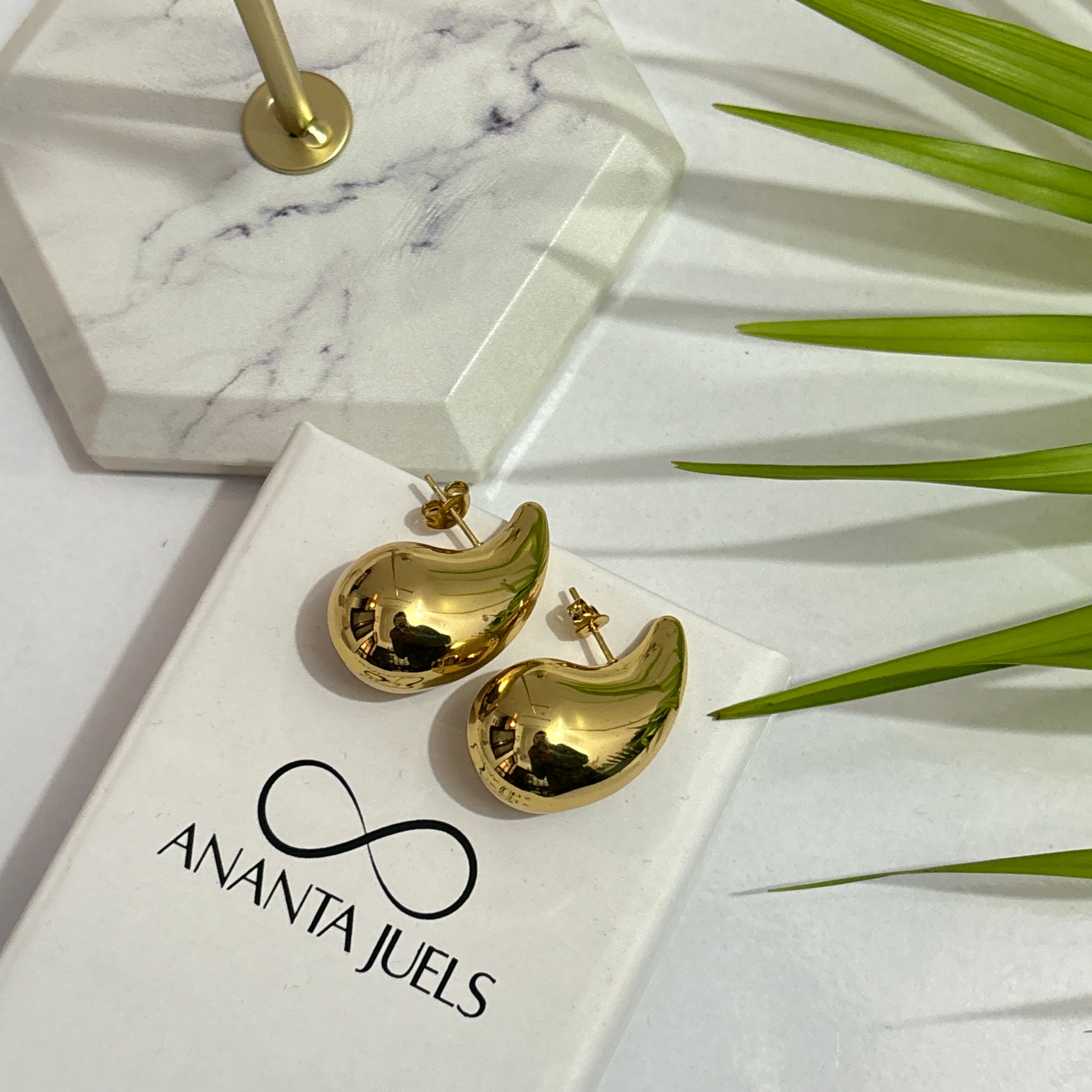 Water drop earrings