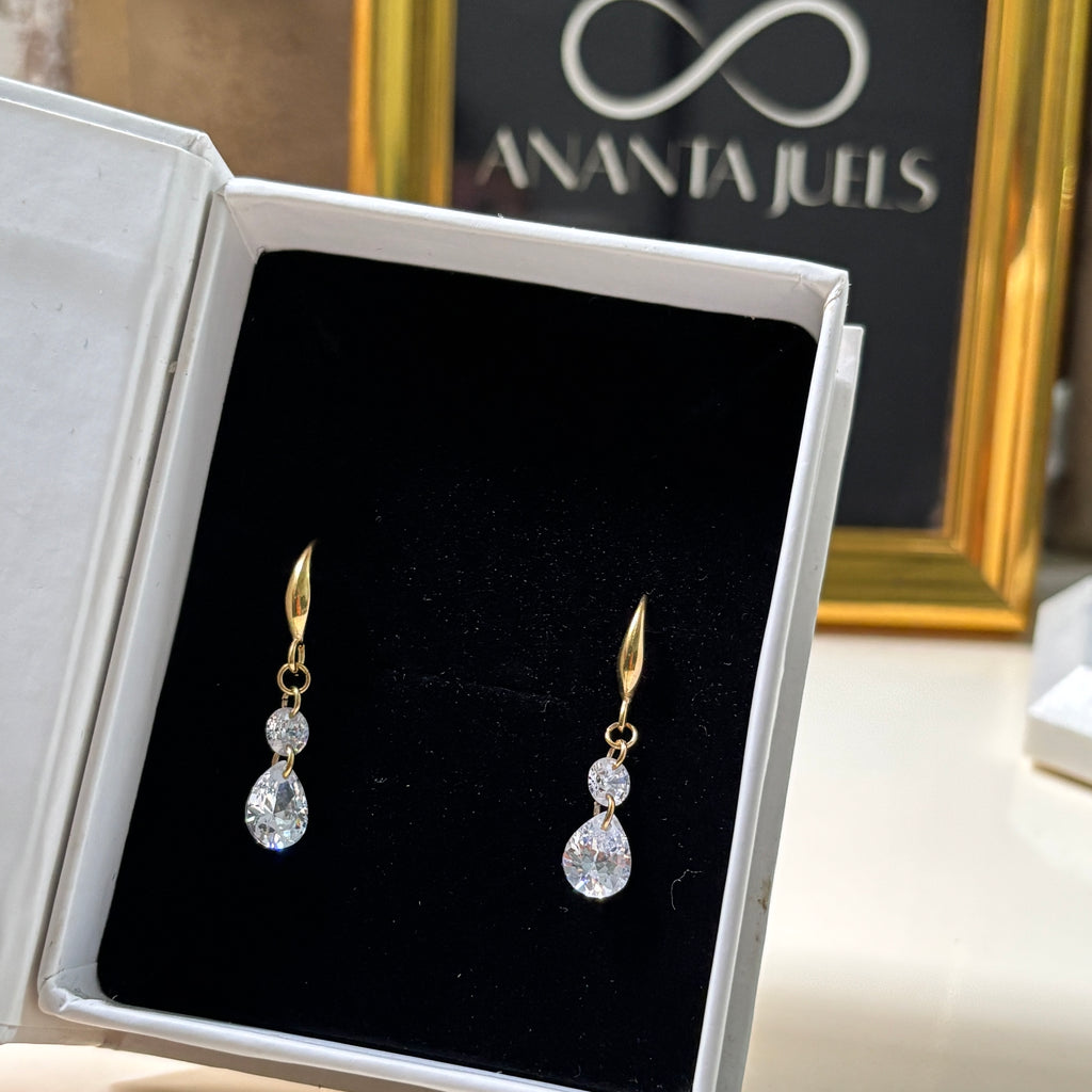 Bella drop earrings