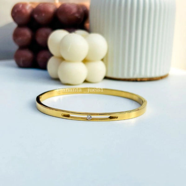 Dainty bracelet