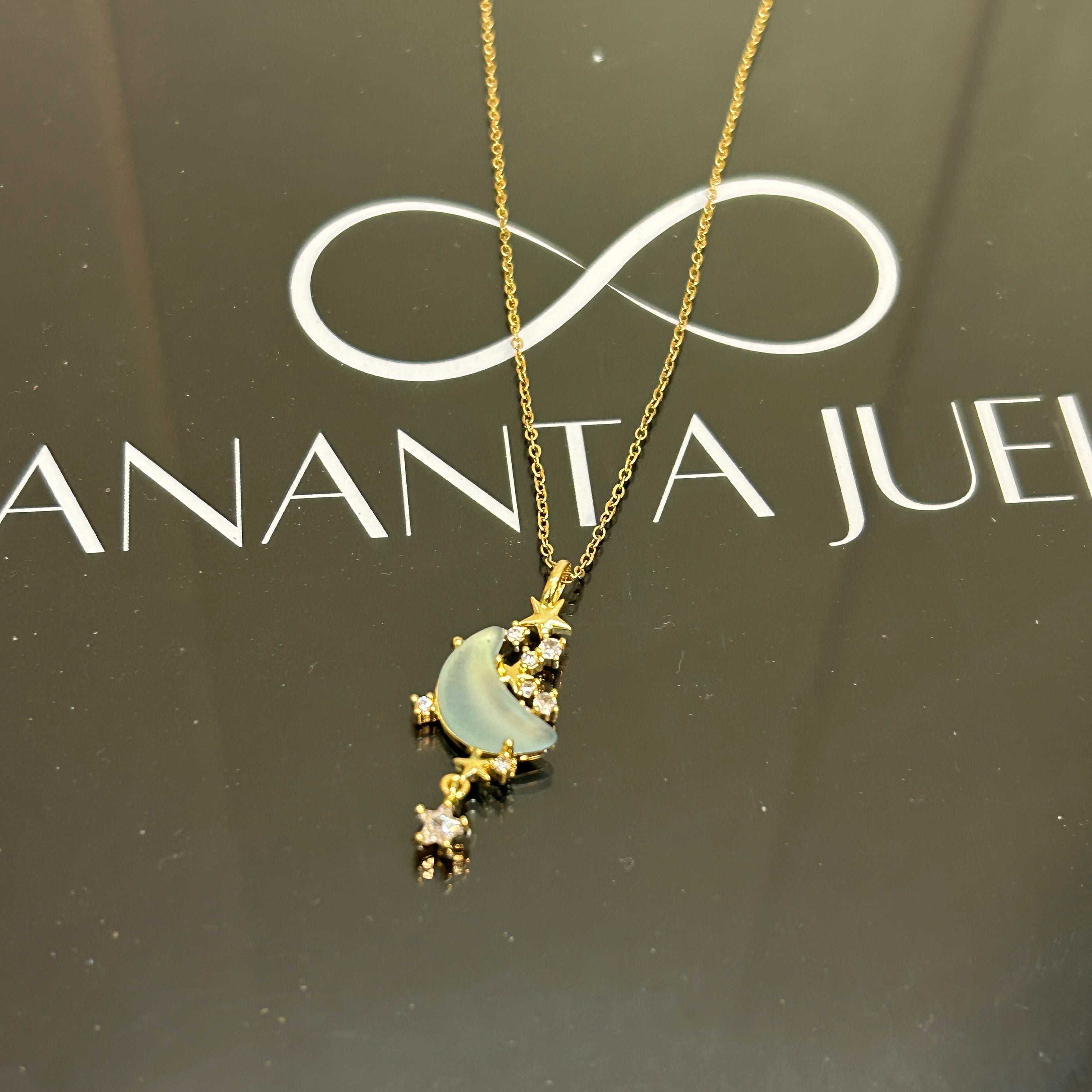 Aglow necklace