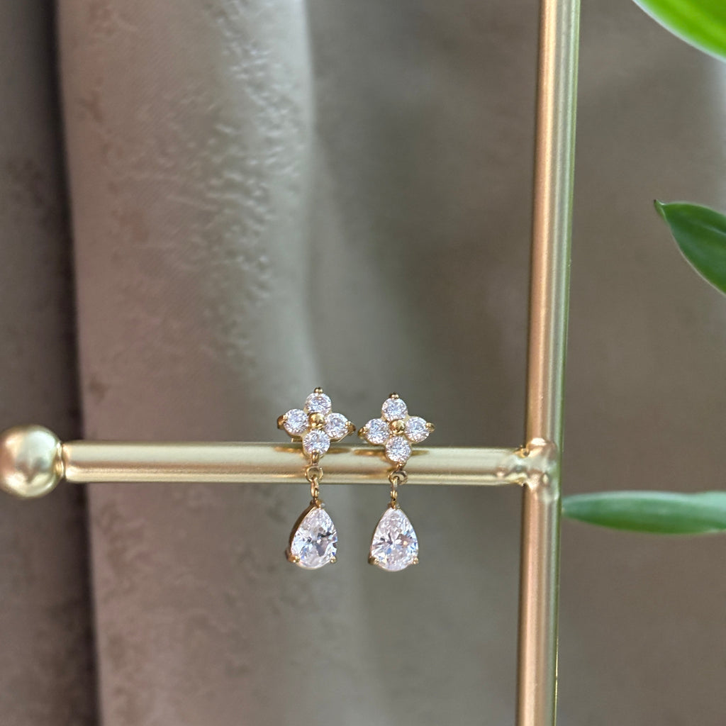 Dainty drop earrings