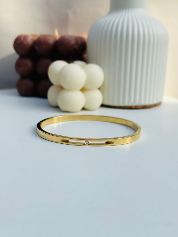 Dainty bracelet