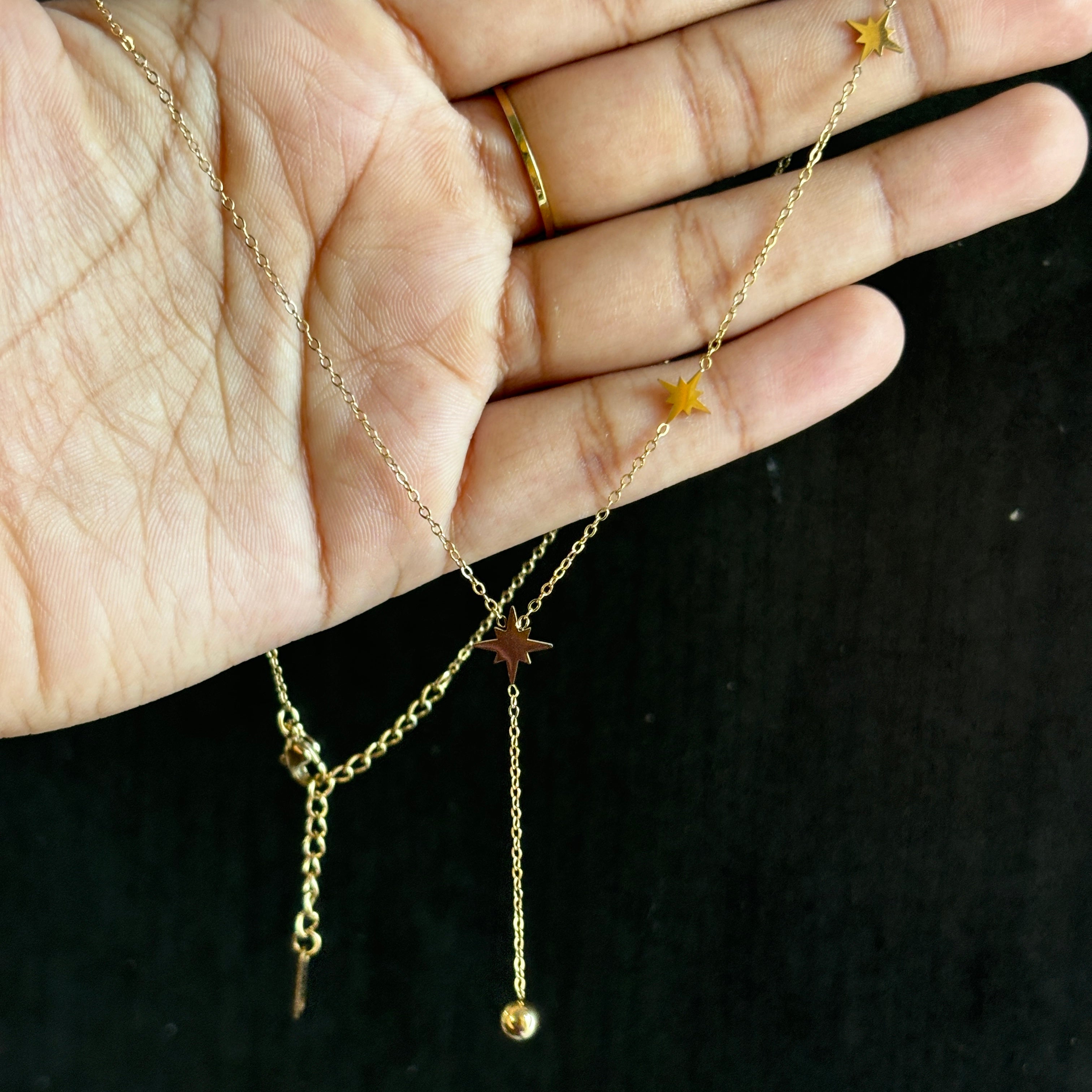 Star ball necklace