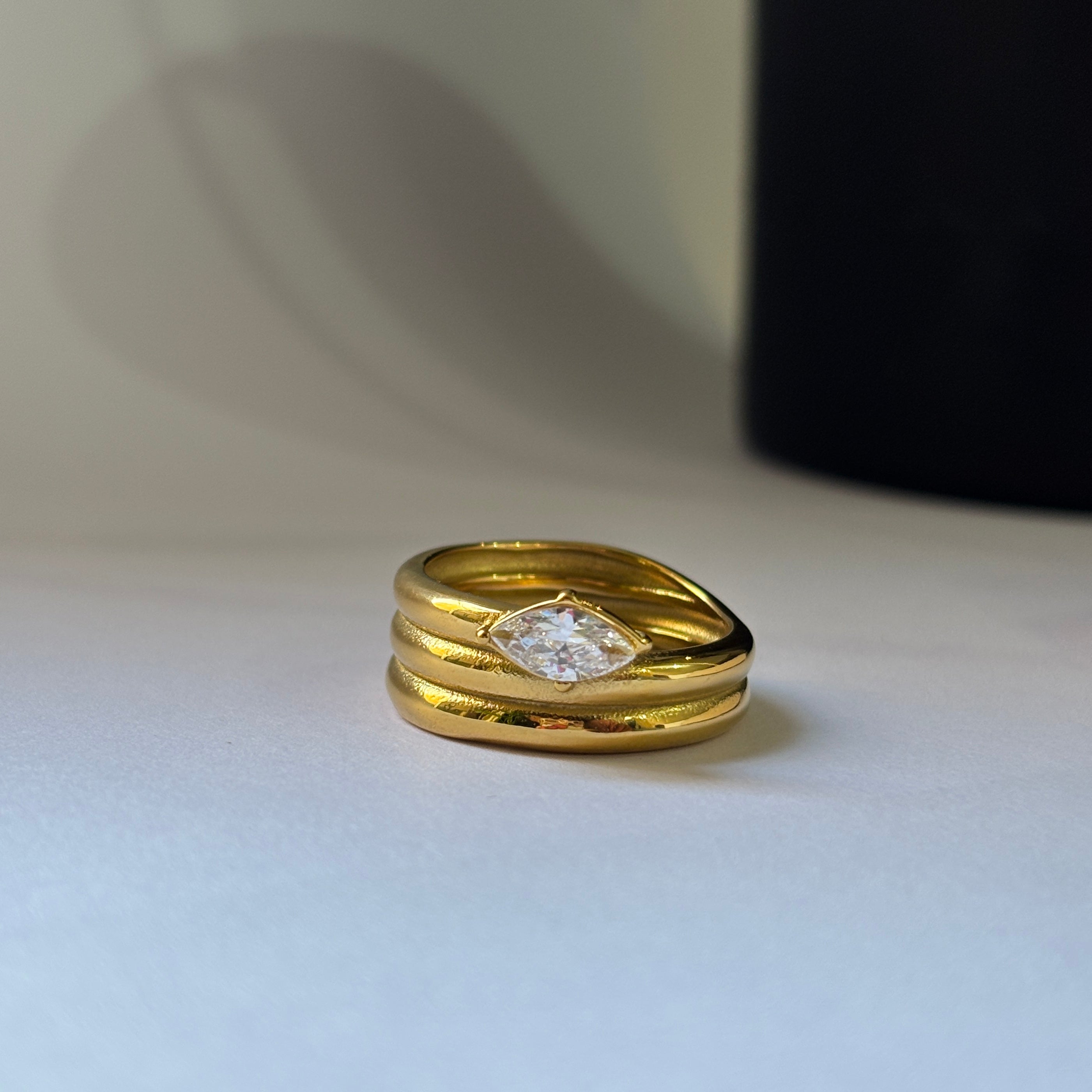 Marquise layer ring