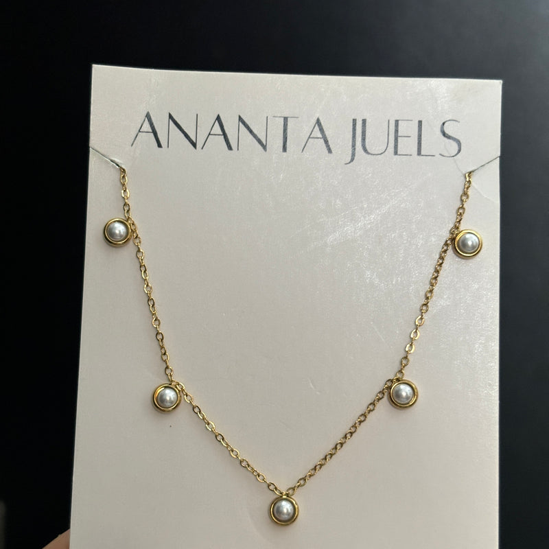 Pearl Aaravi necklace
