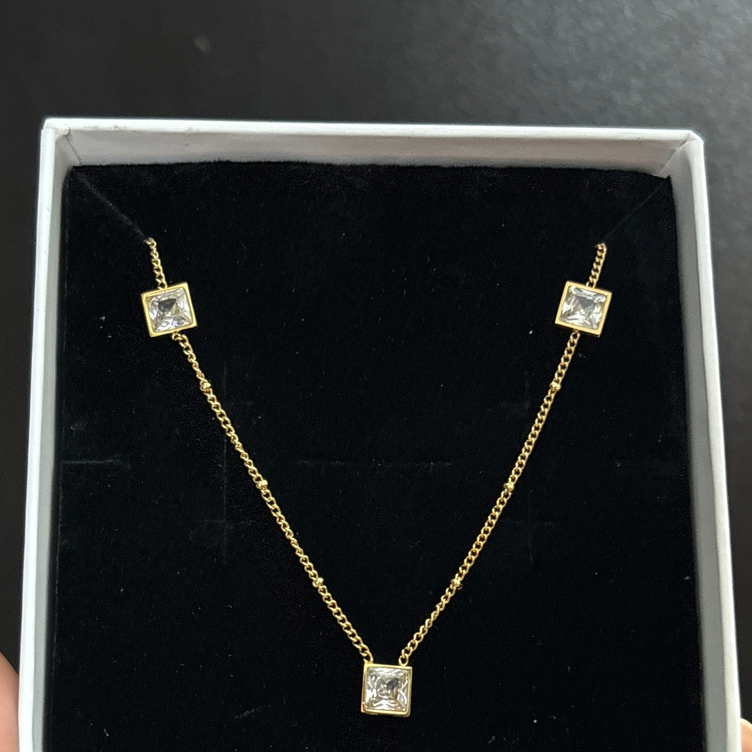 Sophia necklace