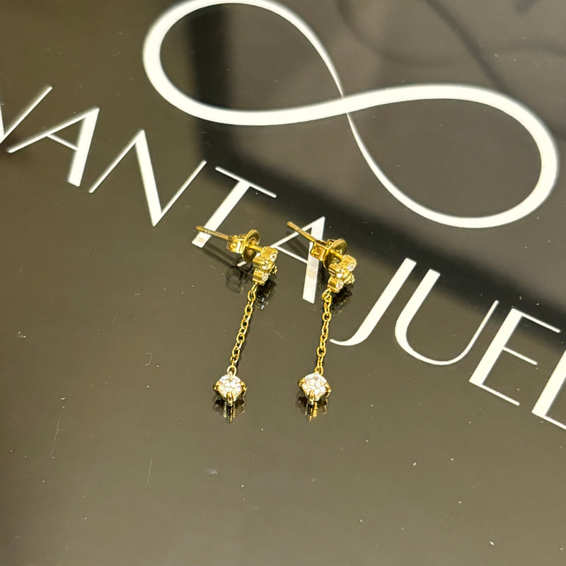 Gia studs