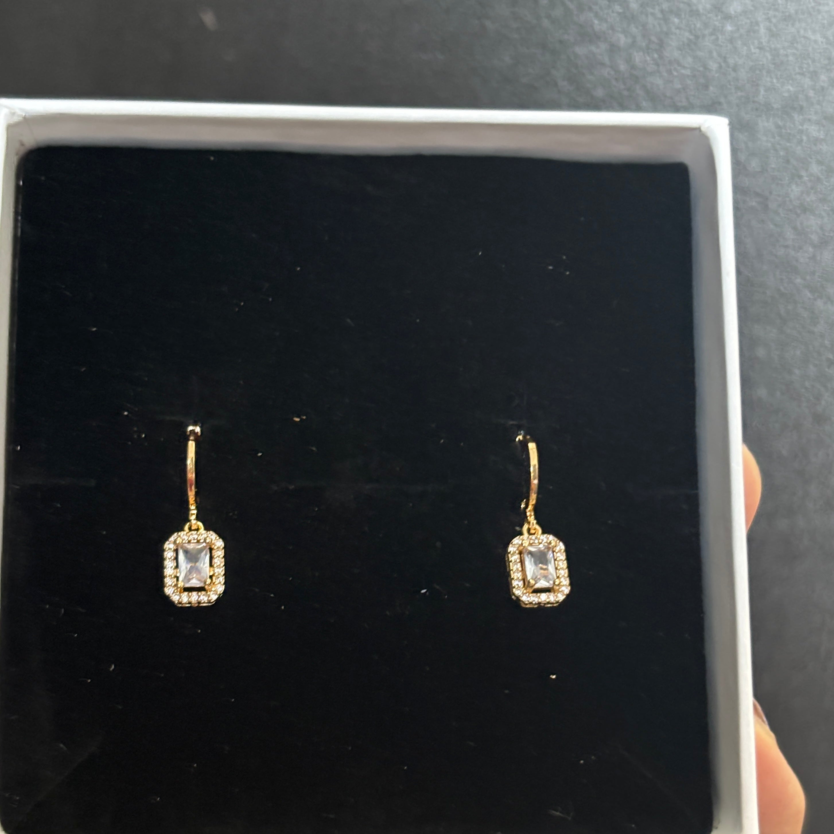 Square drop hoops