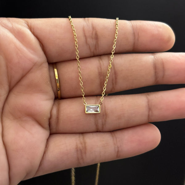 Mini cubic necklace (rectangular)