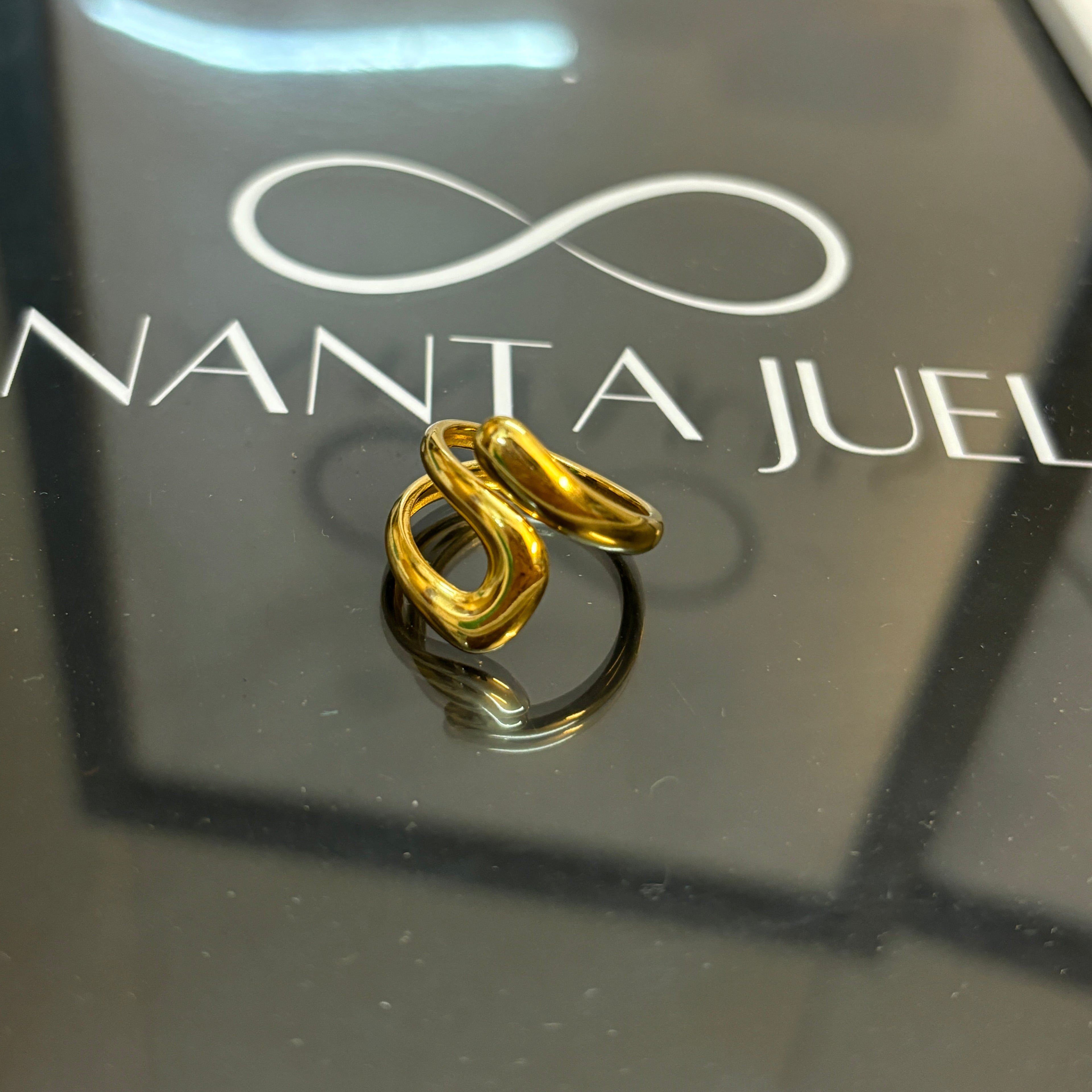 Norah ring