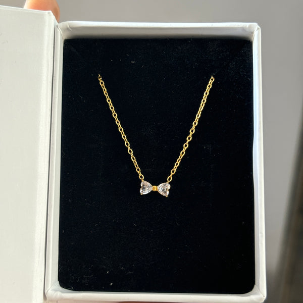Little bow necklace