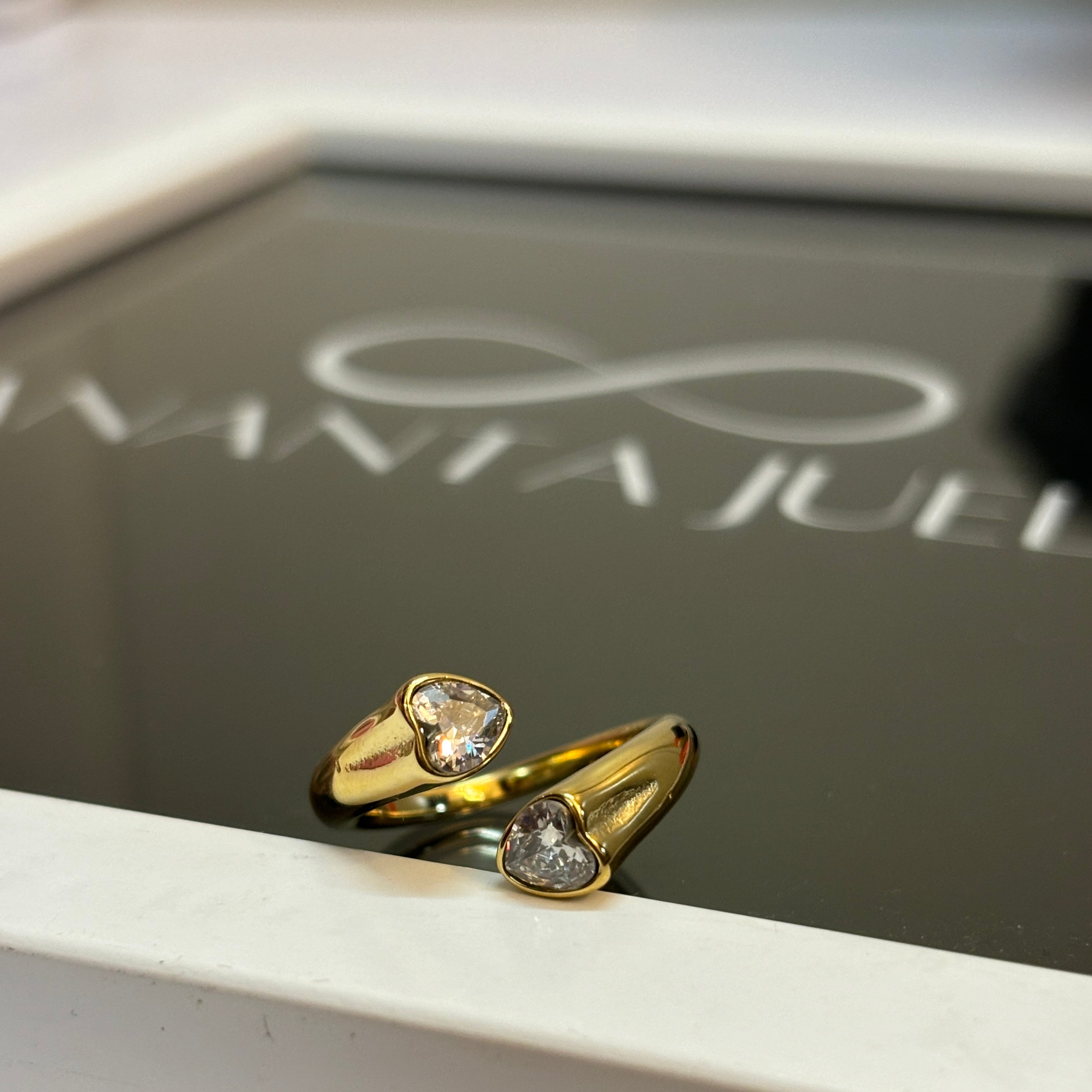 Jiya ring