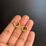 Basic clip on earrings (no piercing)