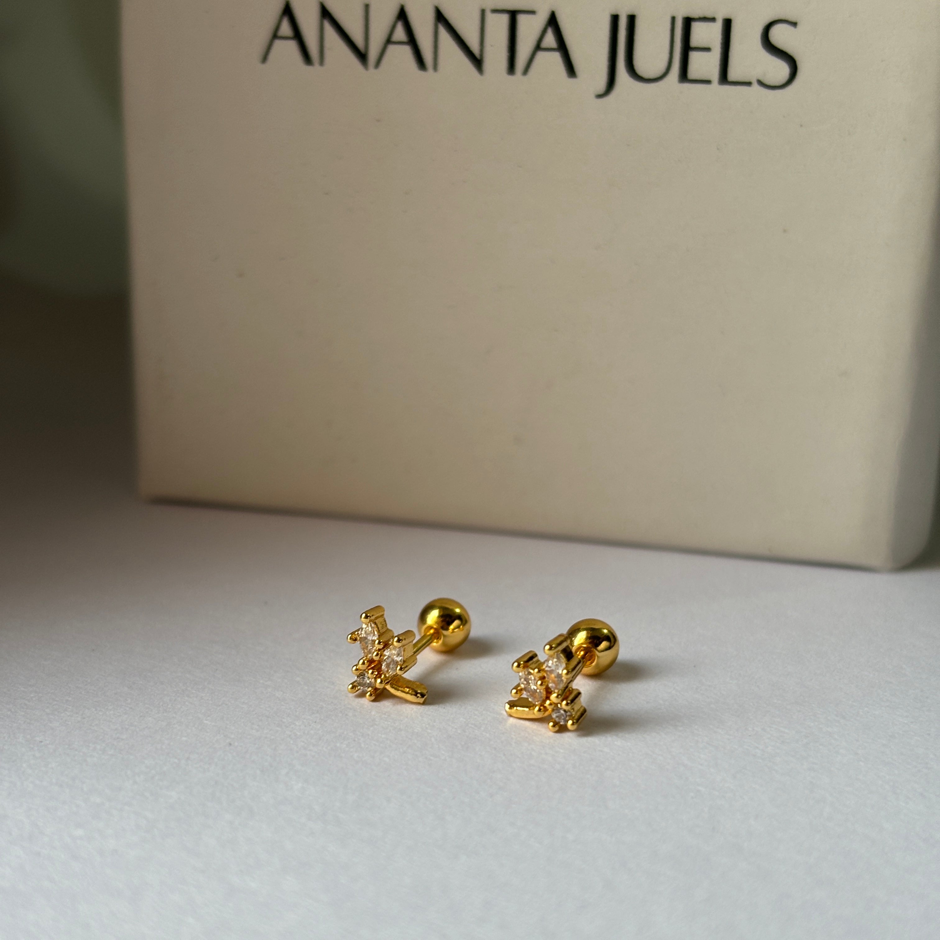 Leaf studs