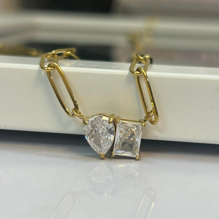 Kia necklace