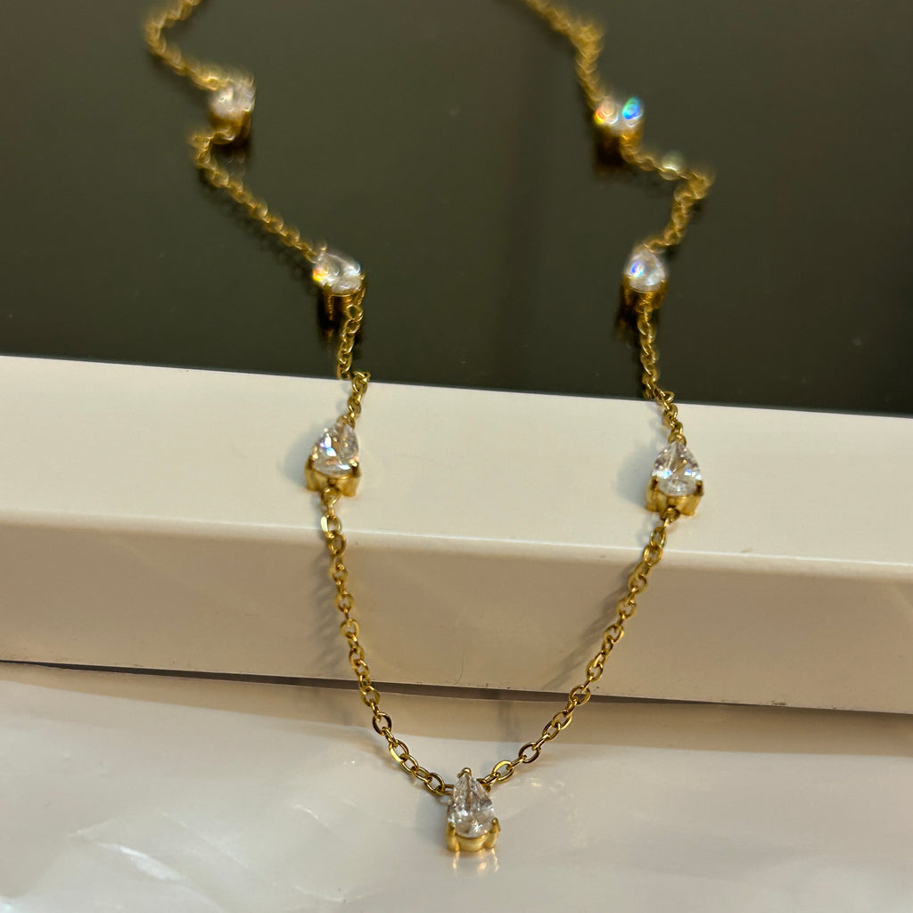 Aanya necklace