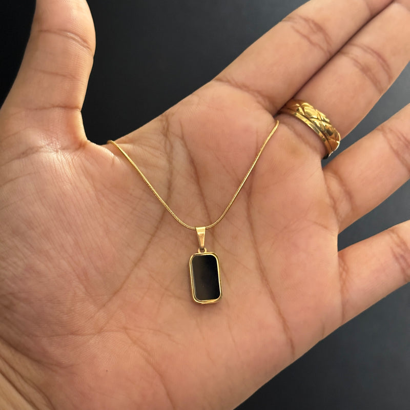 Reversible necklace