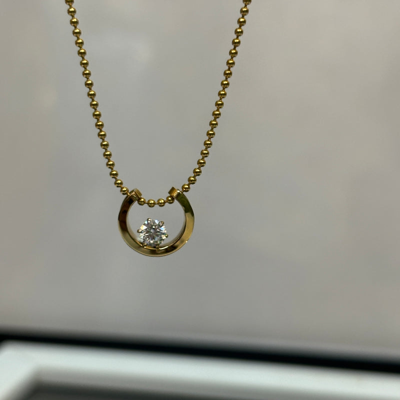 Moon solitaire necklace