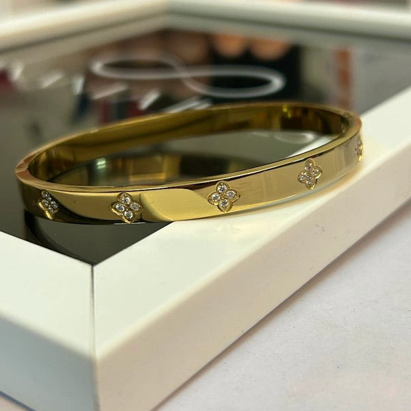 Aaravi Bracelet