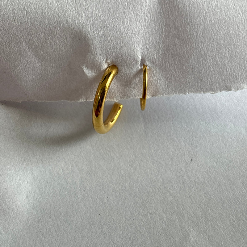 Plain Double twist hoops (no second piercing)