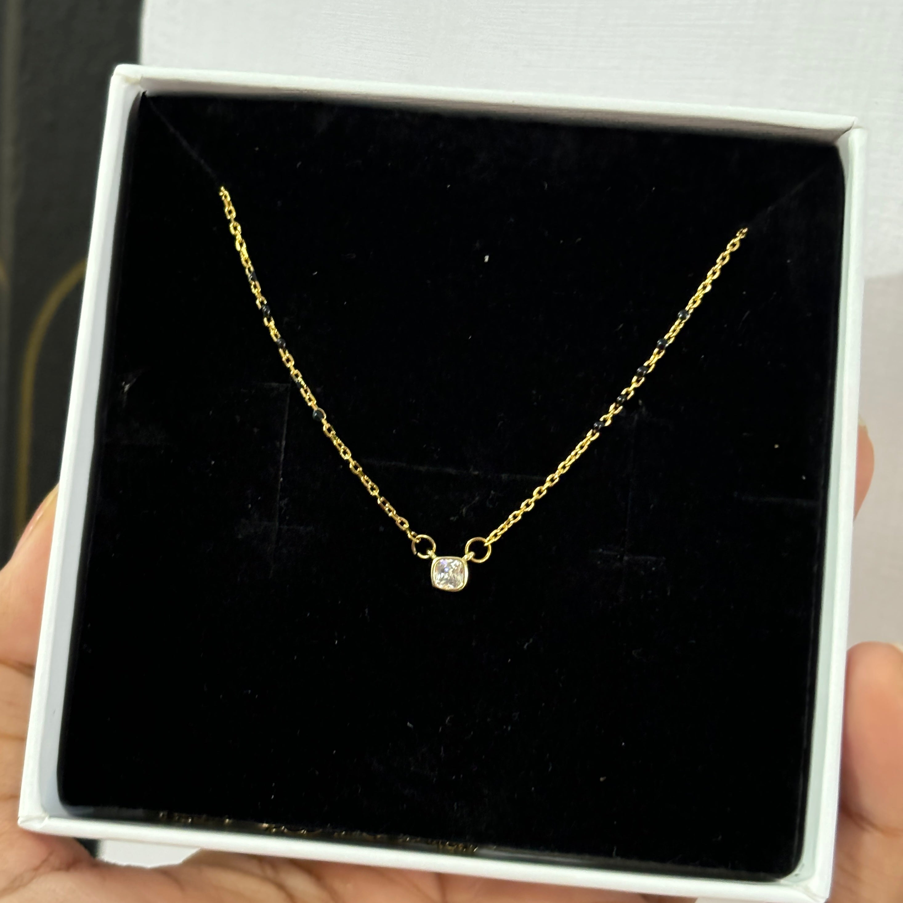 Dainty mangalsutra