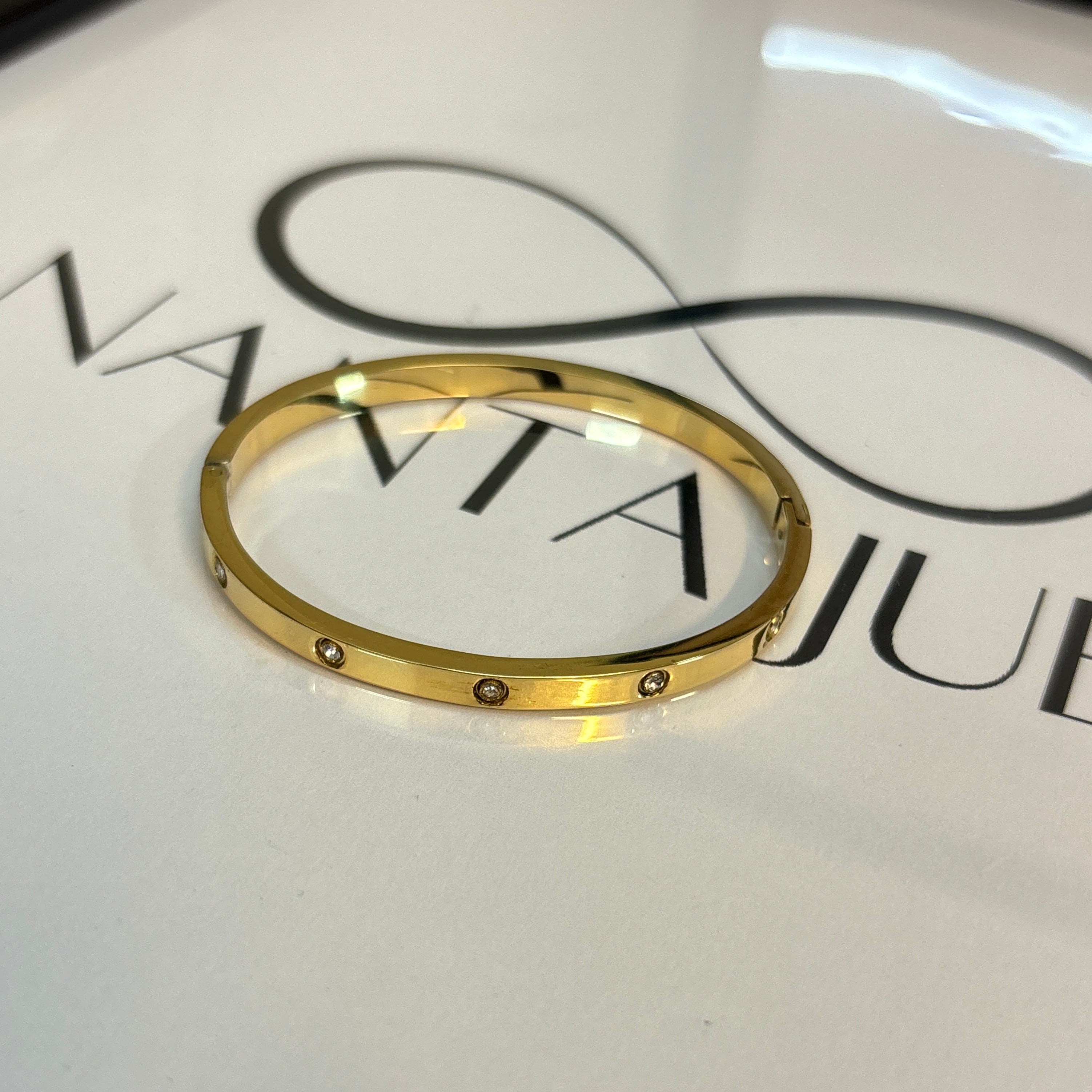 Luv Bracelet  (baby size)